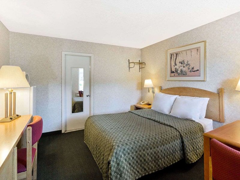 Double Smoking Room